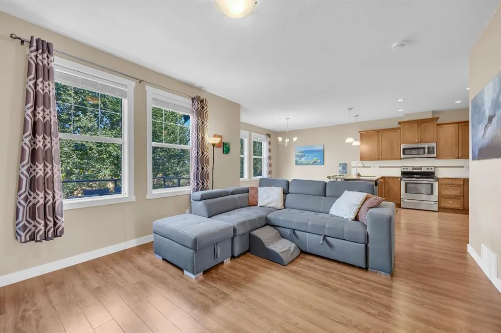 1001 8 Street NW, #3304