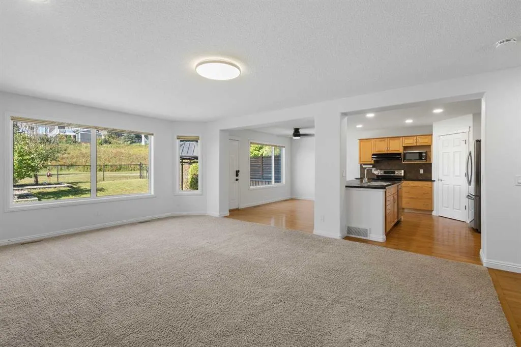 432 Royal Oak Circle NW