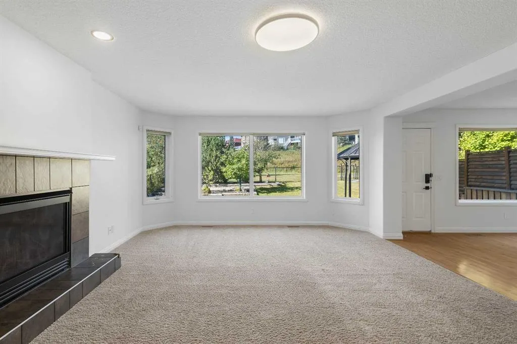 432 Royal Oak Circle NW