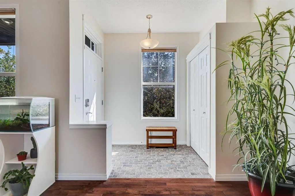 2066 New Brighton Gardens SE