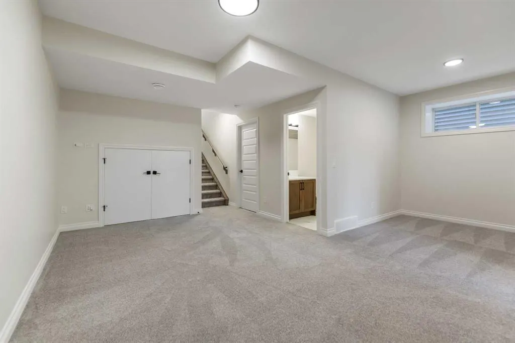 50 Homestead Common NE