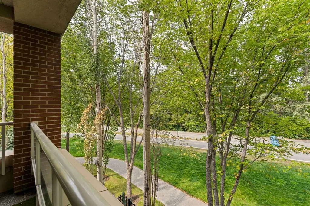 680 Princeton Way SW, #202