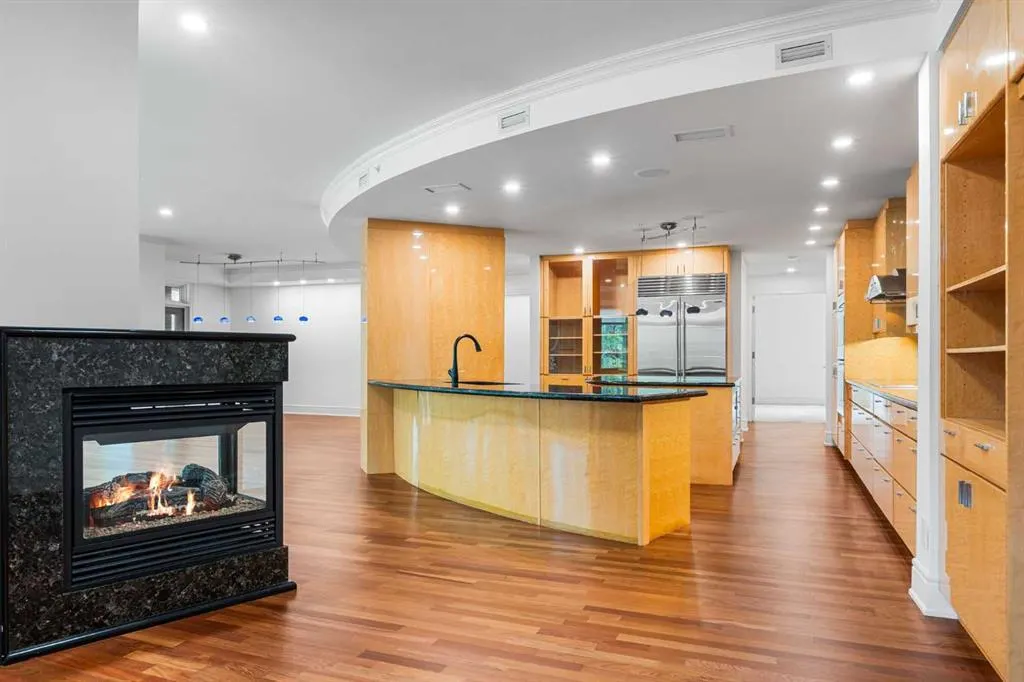 680 Princeton Way SW, #202