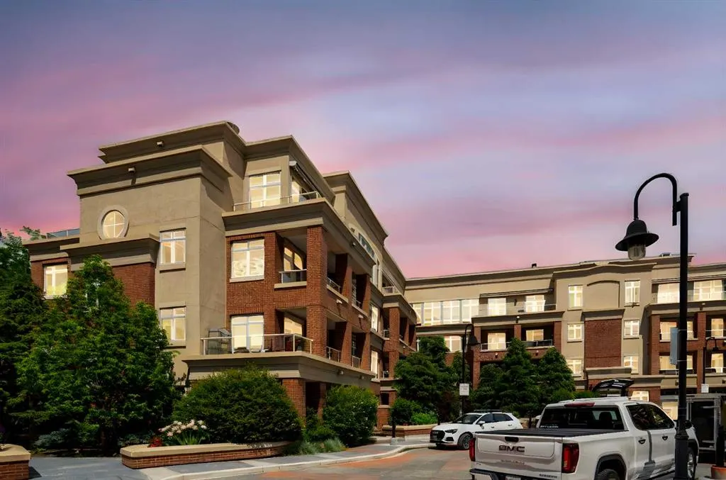 680 Princeton Way SW, #202