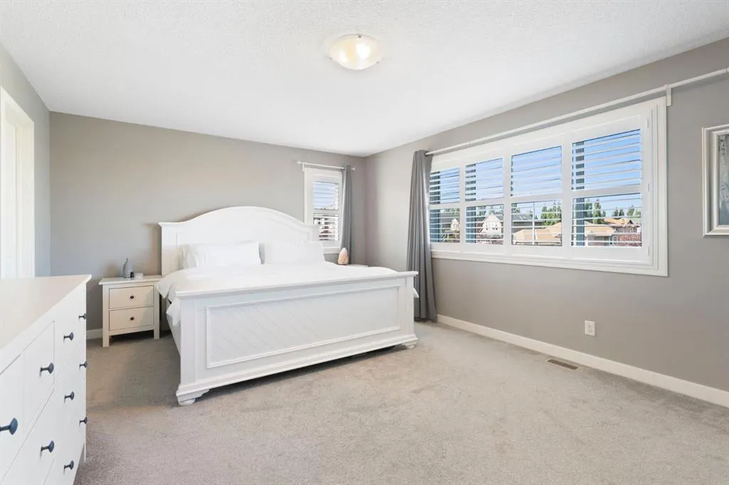 6 Cranwell Square SE