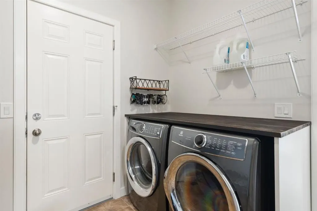 6 Cranwell Square SE