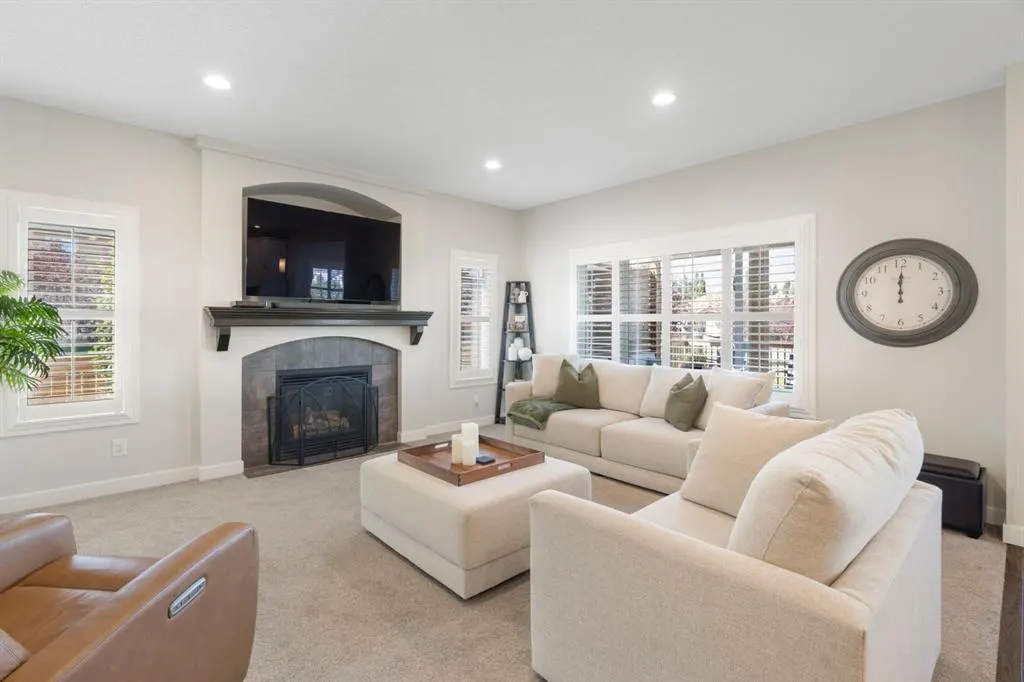 6 Cranwell Square SE