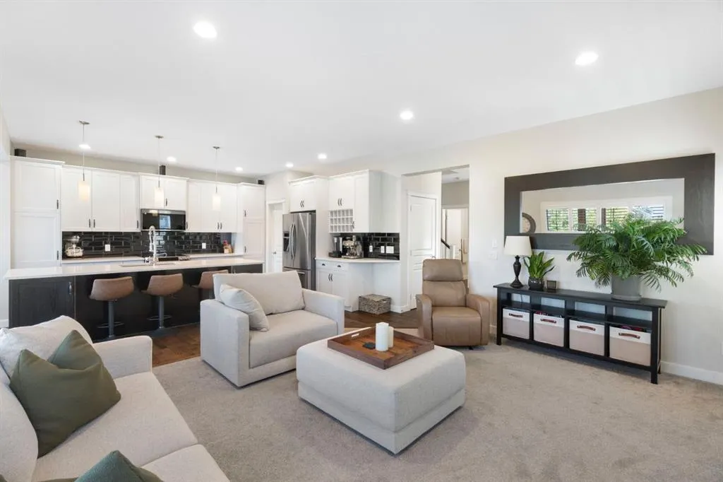 6 Cranwell Square SE