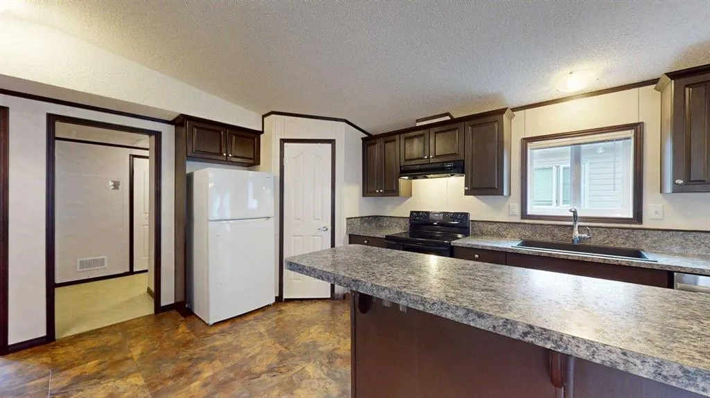 392 Gregoire Crescent