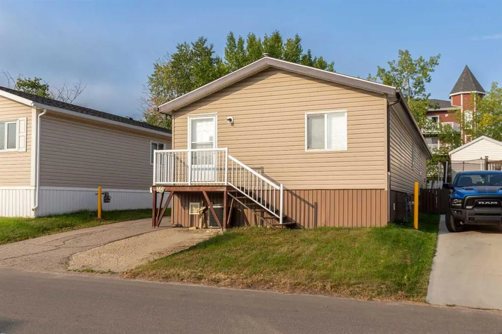 392 Gregoire Crescent