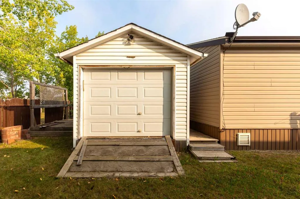 392 Gregoire Crescent