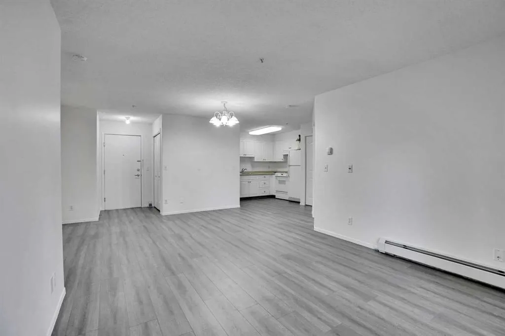 6818 Pinecliff Grove NE, #3102
