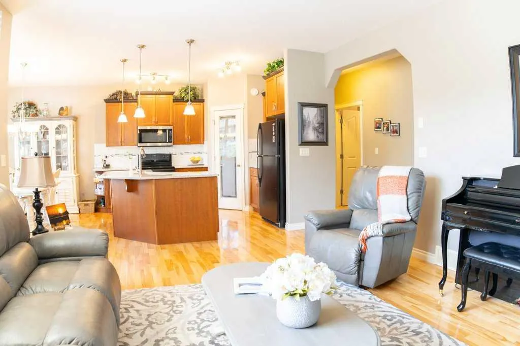 10 Argent Close