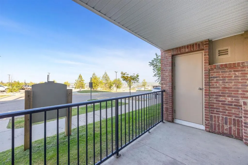 248B Grosbeak Way, #101