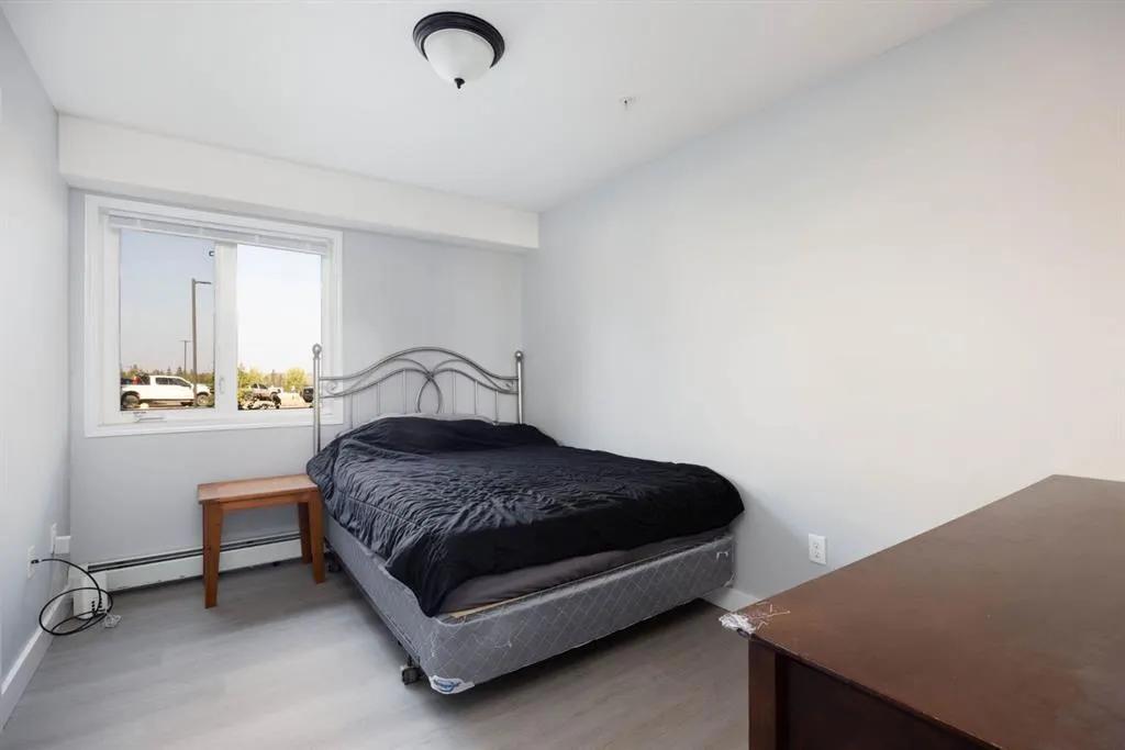 248B Grosbeak Way, #101