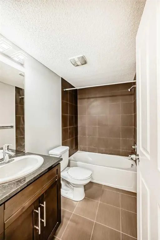 7110 80 Avenue NE, #107
