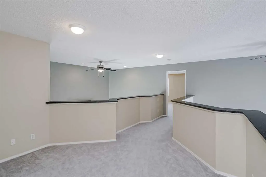 375 Douglas Glen Gardens SE