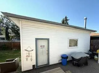 25 Rossdale Road SW