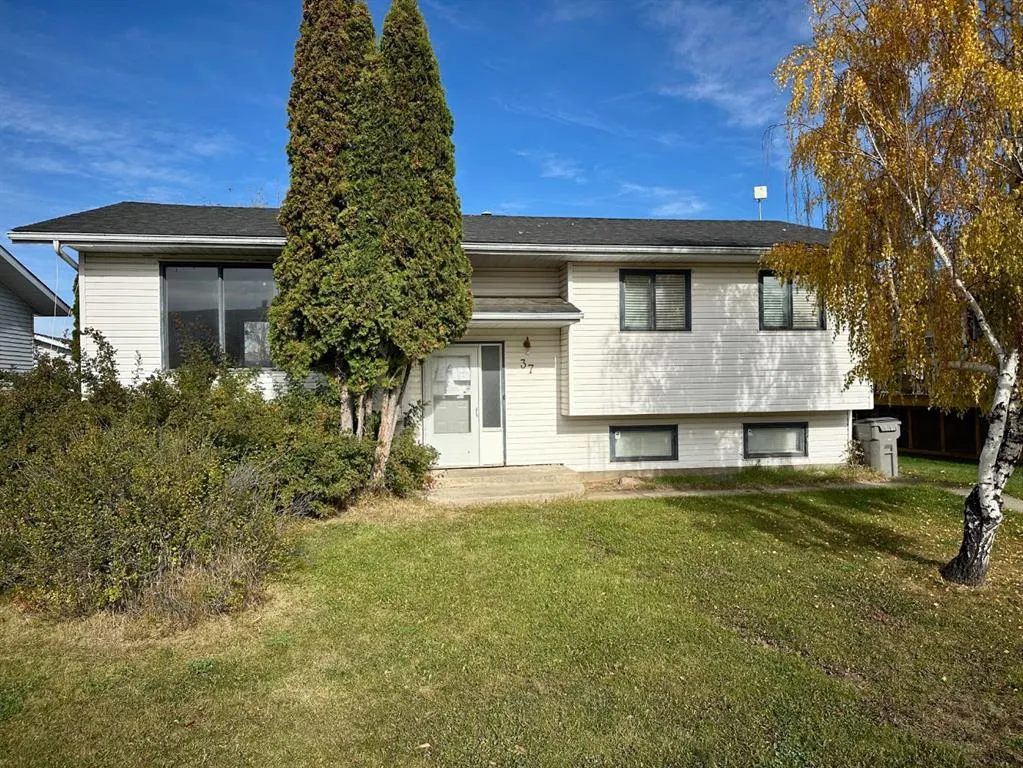 37 Atkinson Crescent