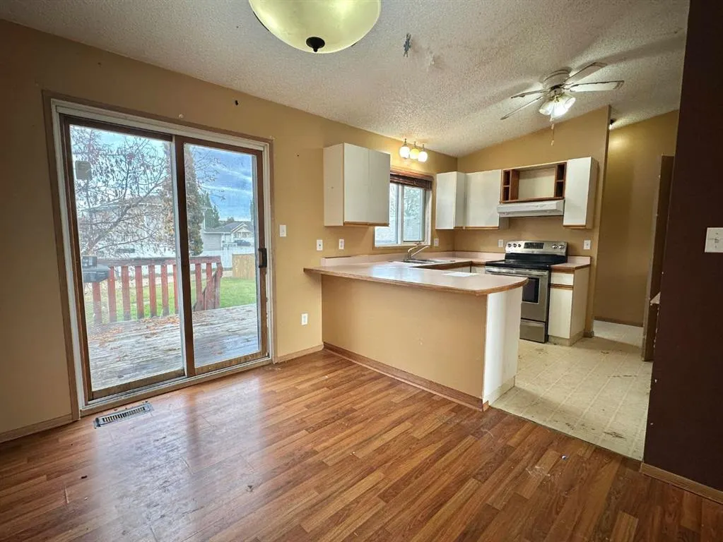 37 Atkinson Crescent