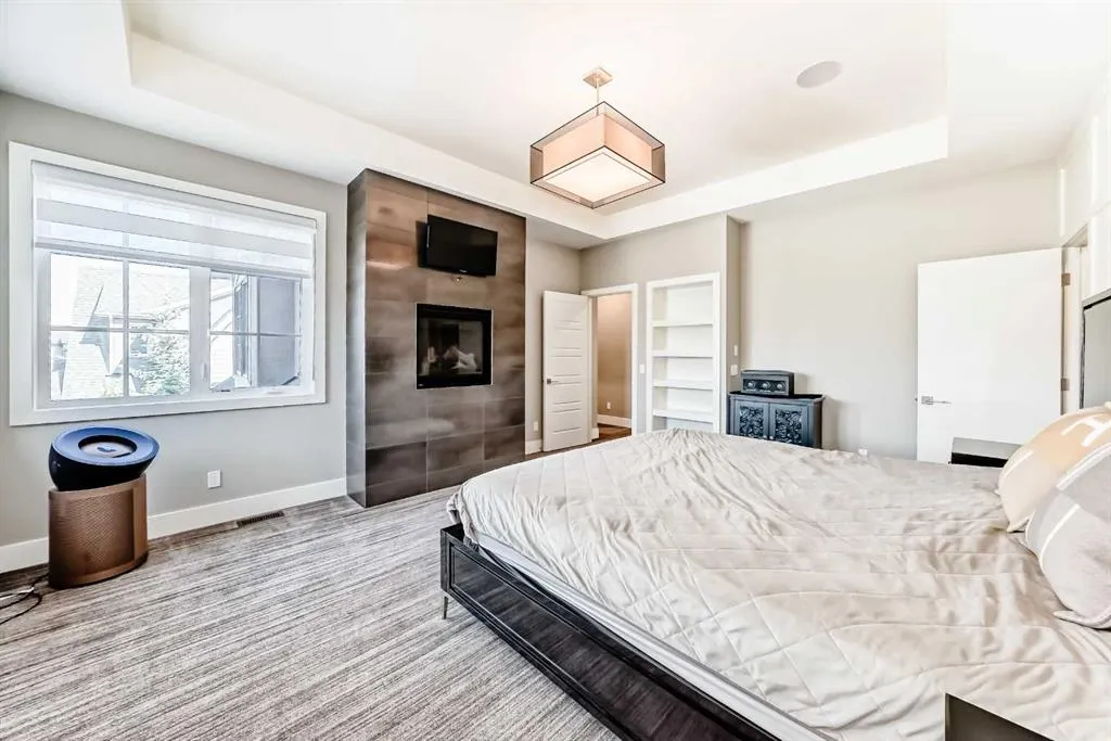24 Rockwater Way