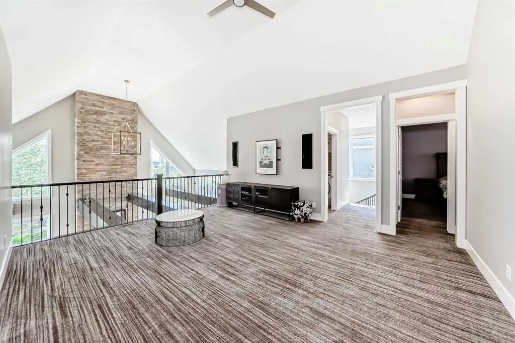 24 Rockwater Way