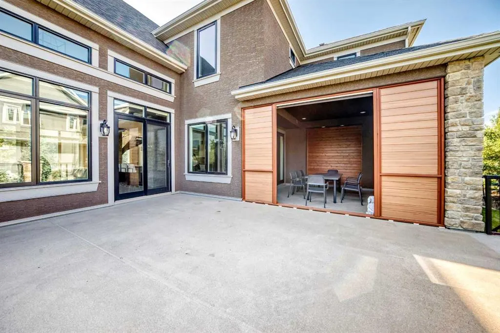 24 Rockwater Way