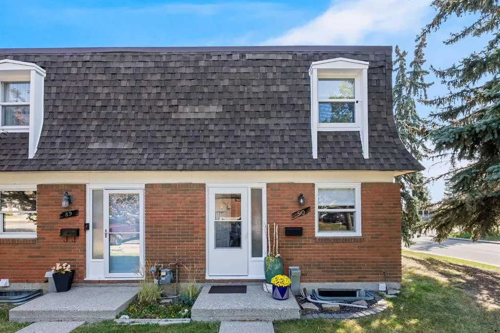 330 Canterbury Drive SW, #90