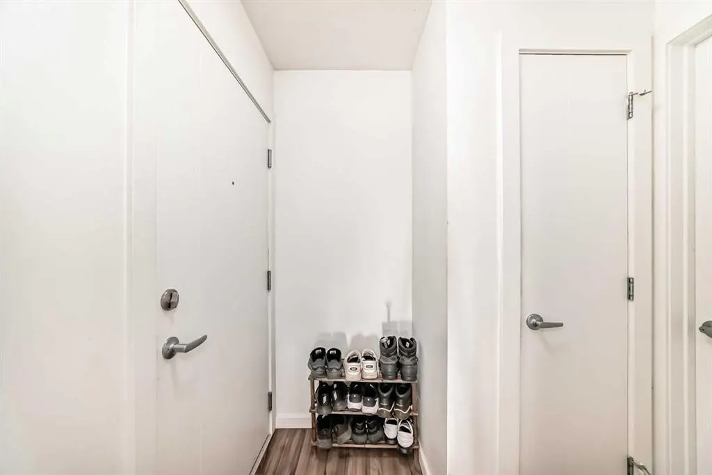 1629 38 Street SW, #102