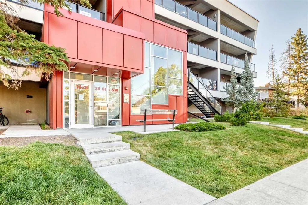 1629 38 Street SW, #102