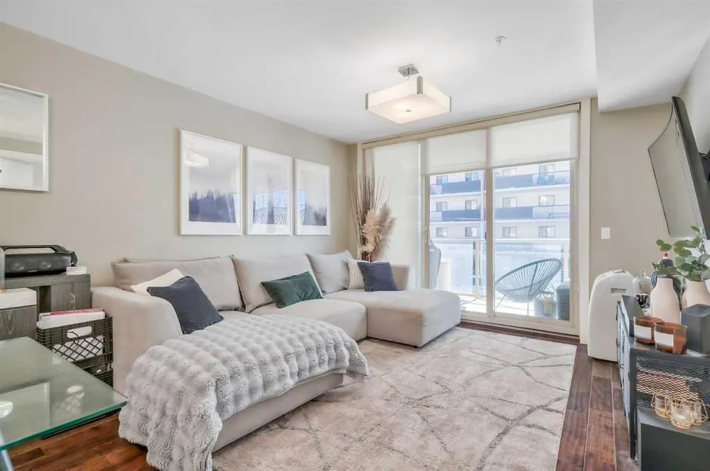 1029 15 Avenue SW, #202
