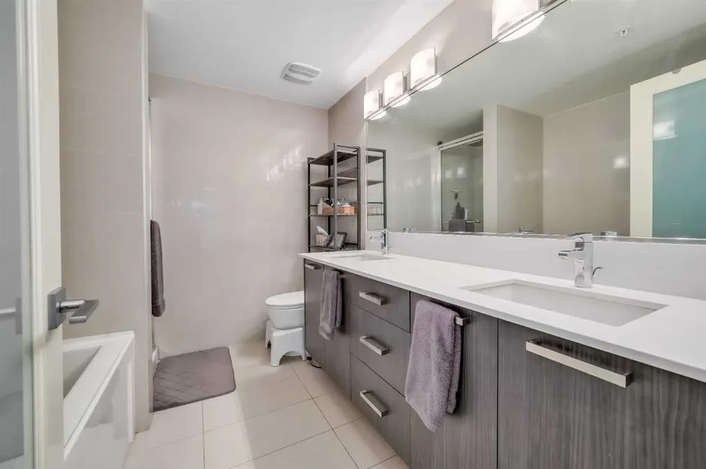 1029 15 Avenue SW, #202