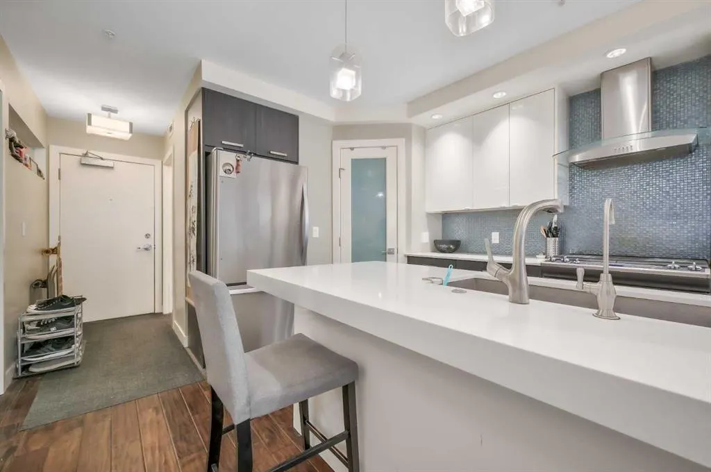 1029 15 Avenue SW, #202