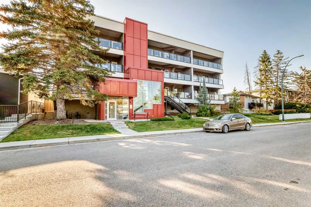1629 38 Street SW, #202