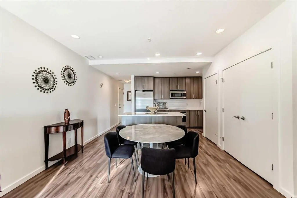 1629 38 Street SW, #202