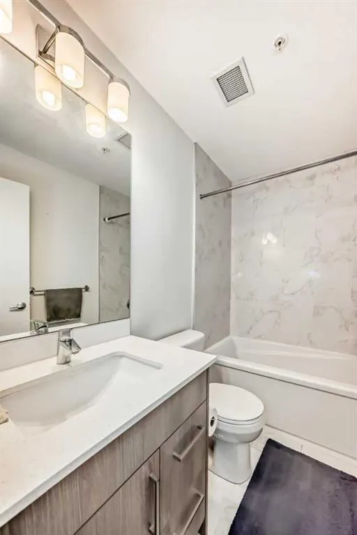 1629 38 Street SW, #202