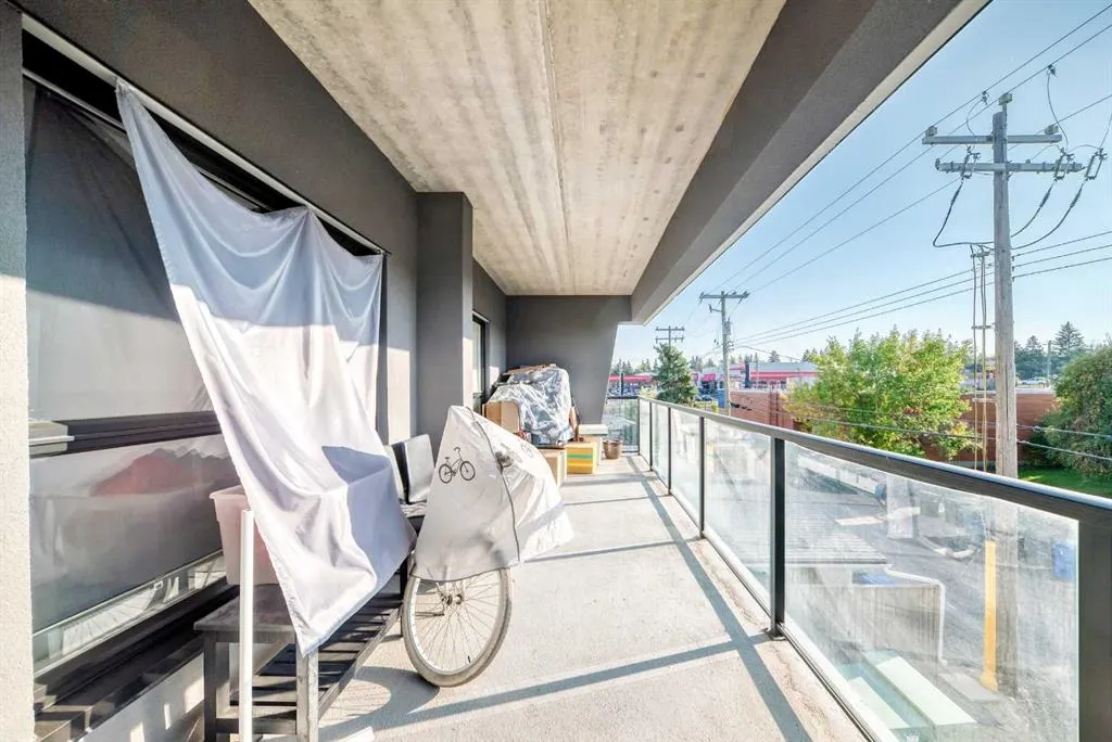 1629 38 Street SW, #202