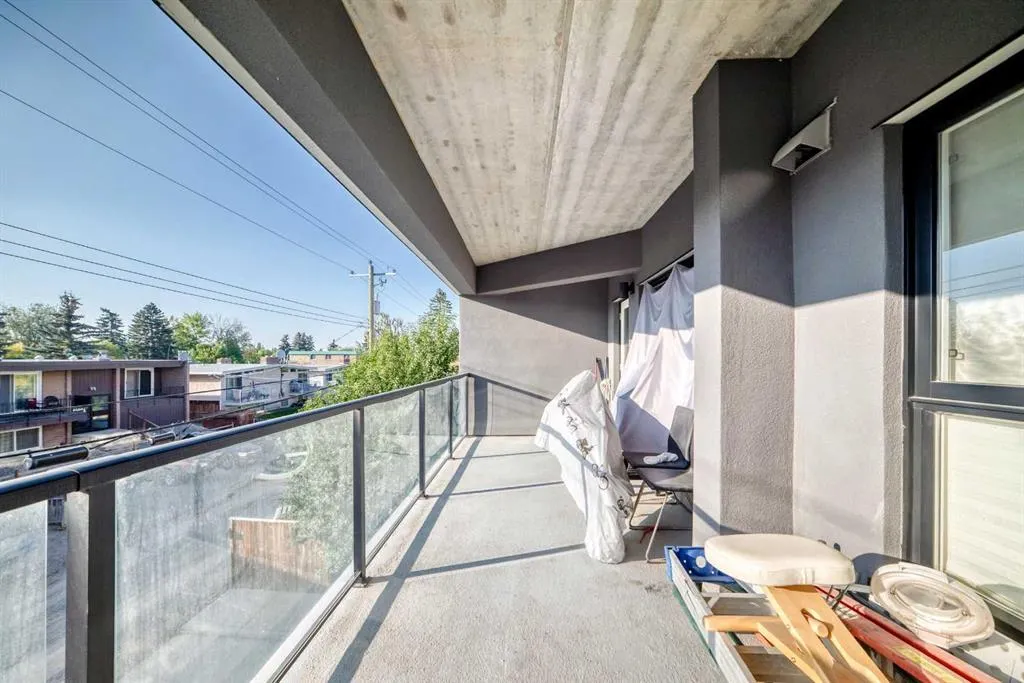 1629 38 Street SW, #202
