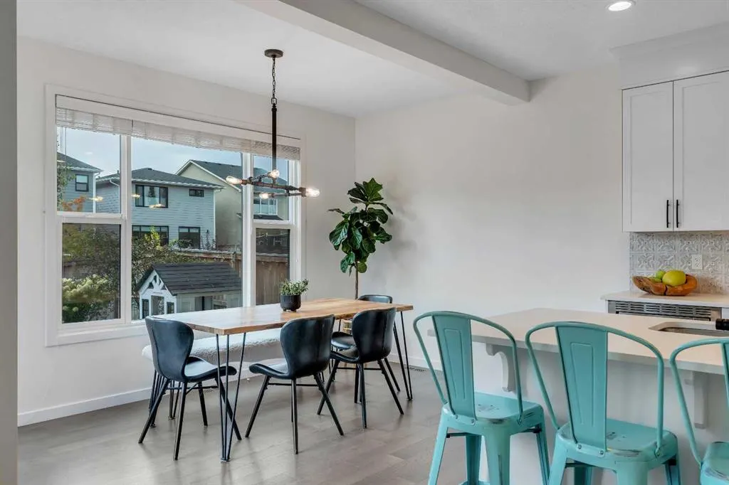 26 Cranbrook Cove SE