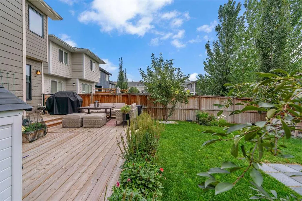 26 Cranbrook Cove SE