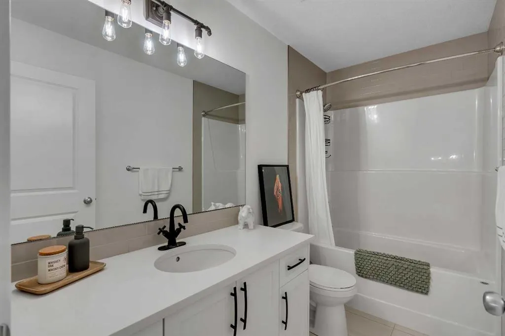 26 Cranbrook Cove SE