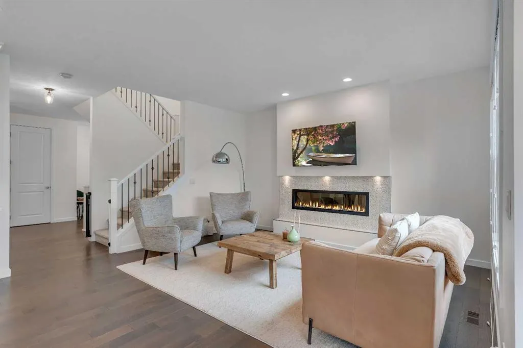 26 Cranbrook Cove SE