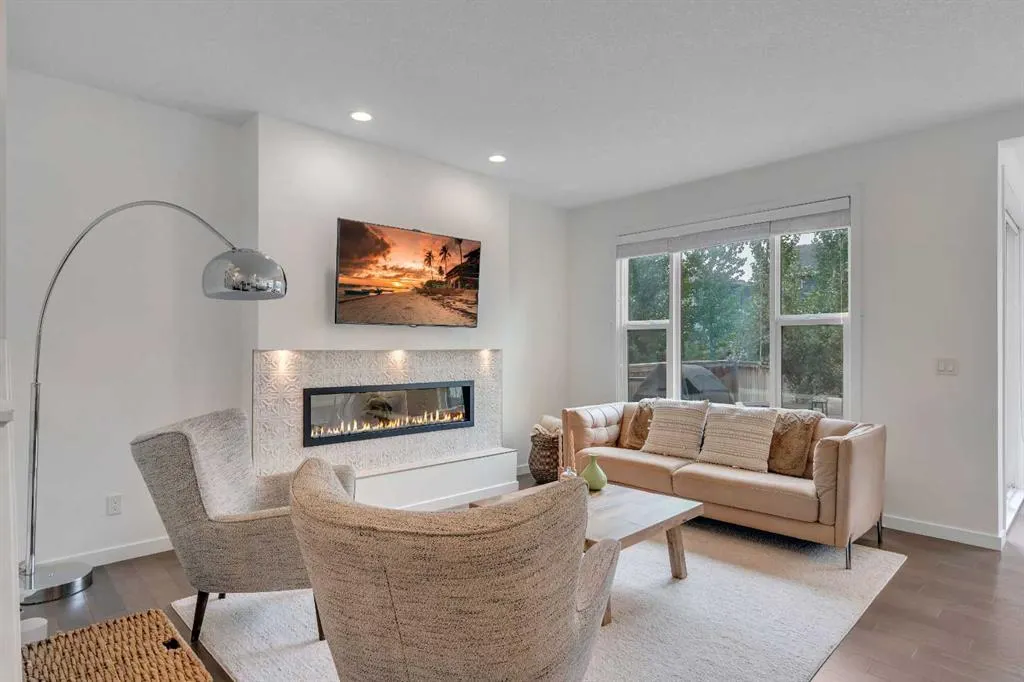 26 Cranbrook Cove SE