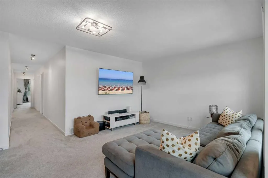 26 Cranbrook Cove SE