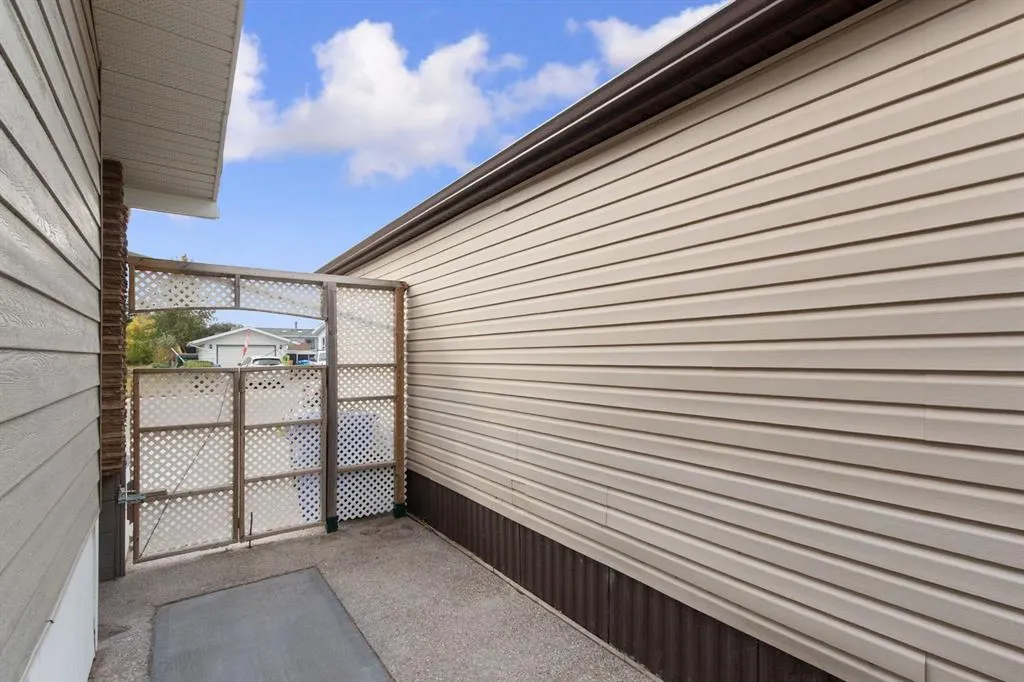 4 Birch Close