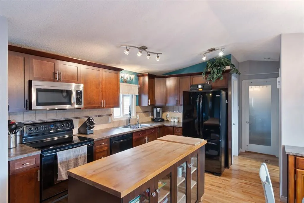 4 Birch Close