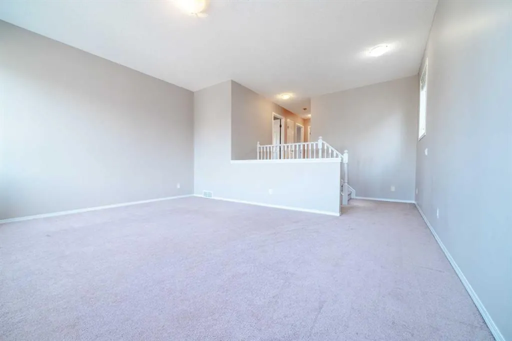 91 Cougartown Close SW