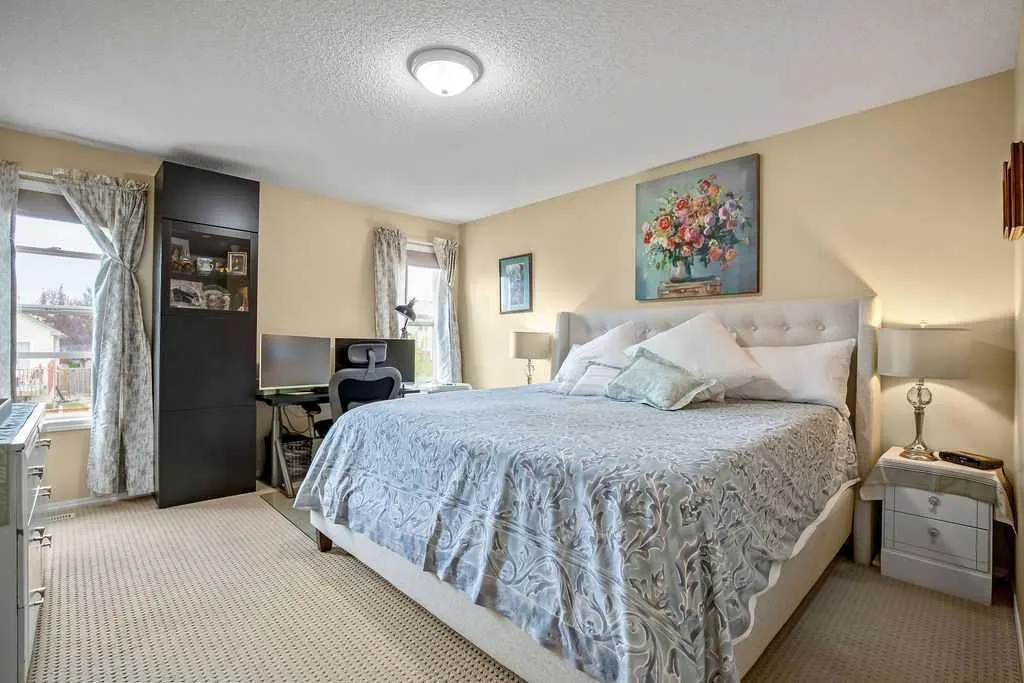 85 Bridleridge Road SW