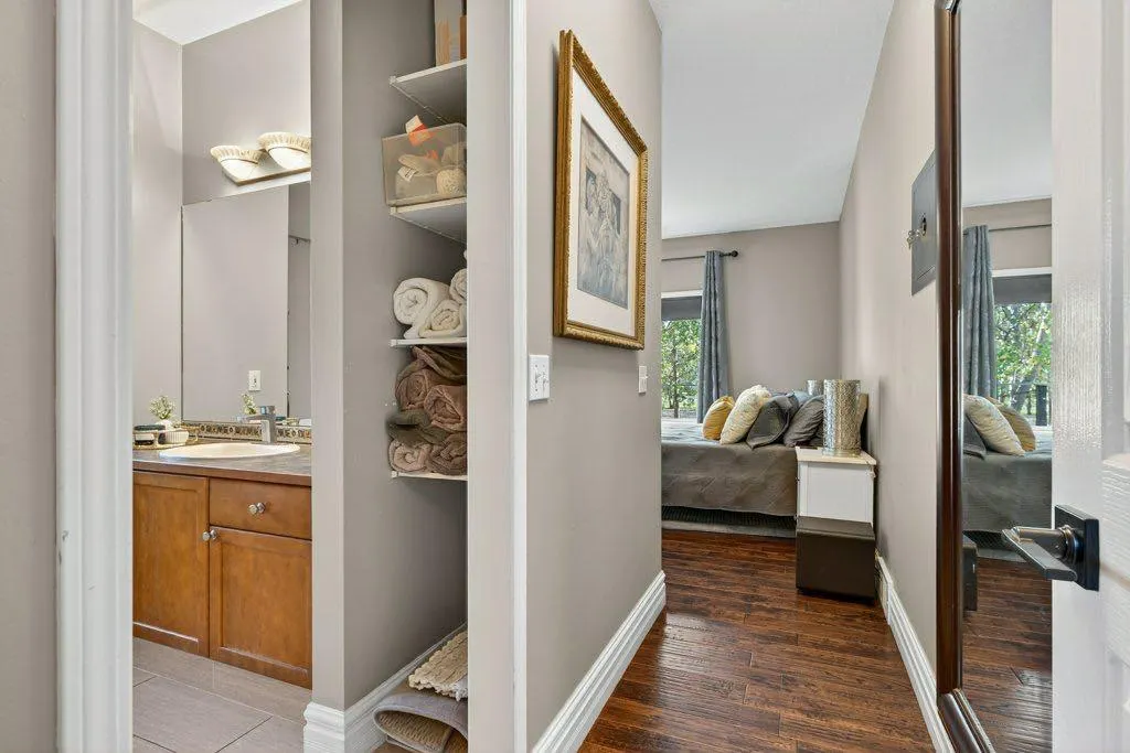 292185 264 Township