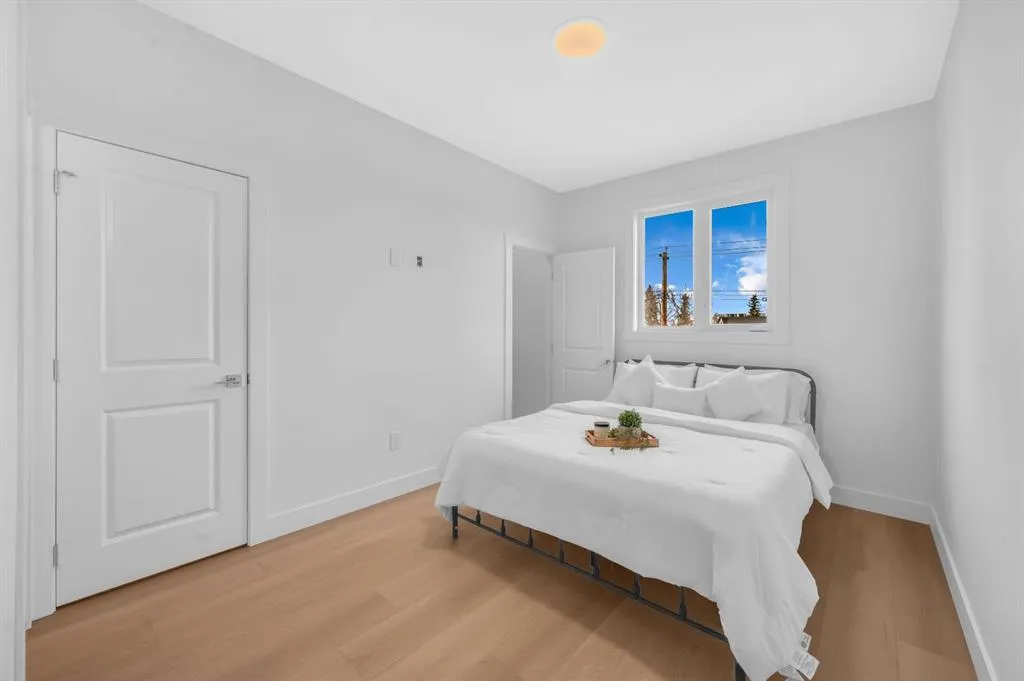 426 13 Avenue NE, #2